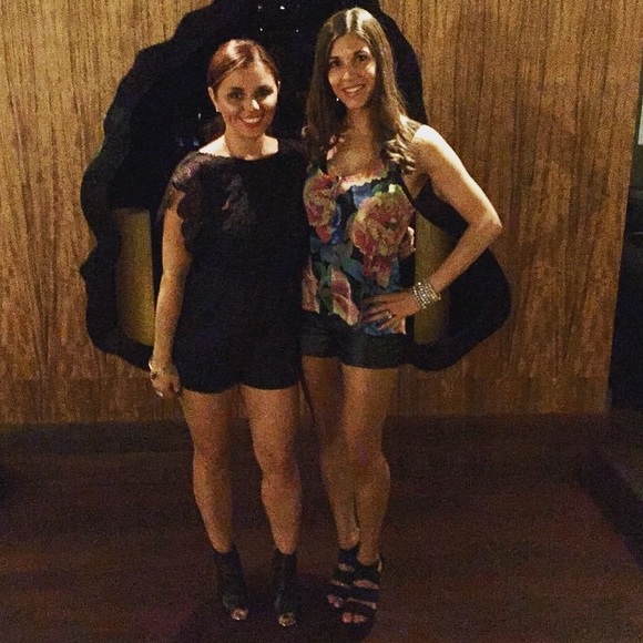 Lace romper - Picture 4 of 4